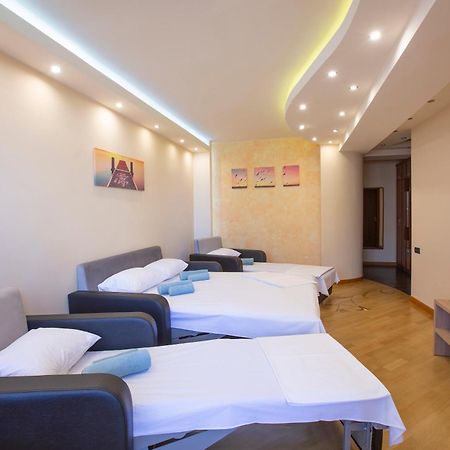 יירבאן Umba Apartment N4 - Balcony And Mount Ararat View מראה חיצוני תמונה
